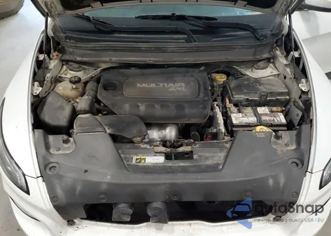 2014 Jeep Cherokee Latitude z USA, uszkodzony, nr VIN 1C4PJMCBXEW165302